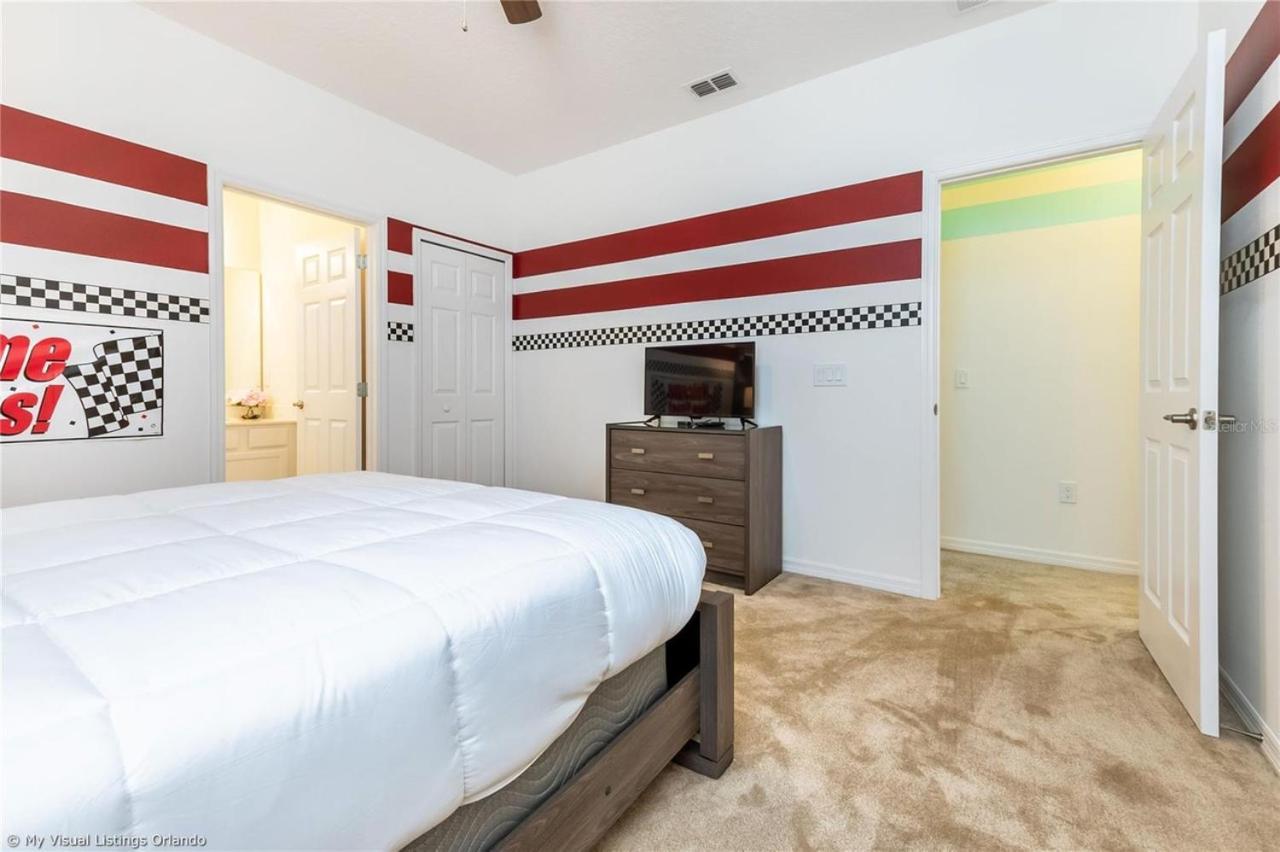 Oakwood Oasis Hotel Дейвънпорт Екстериор снимка