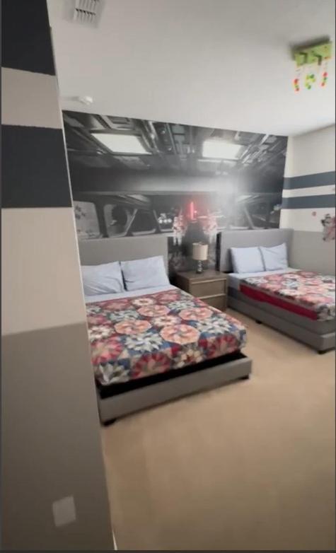 Oakwood Oasis Hotel Дейвънпорт Екстериор снимка