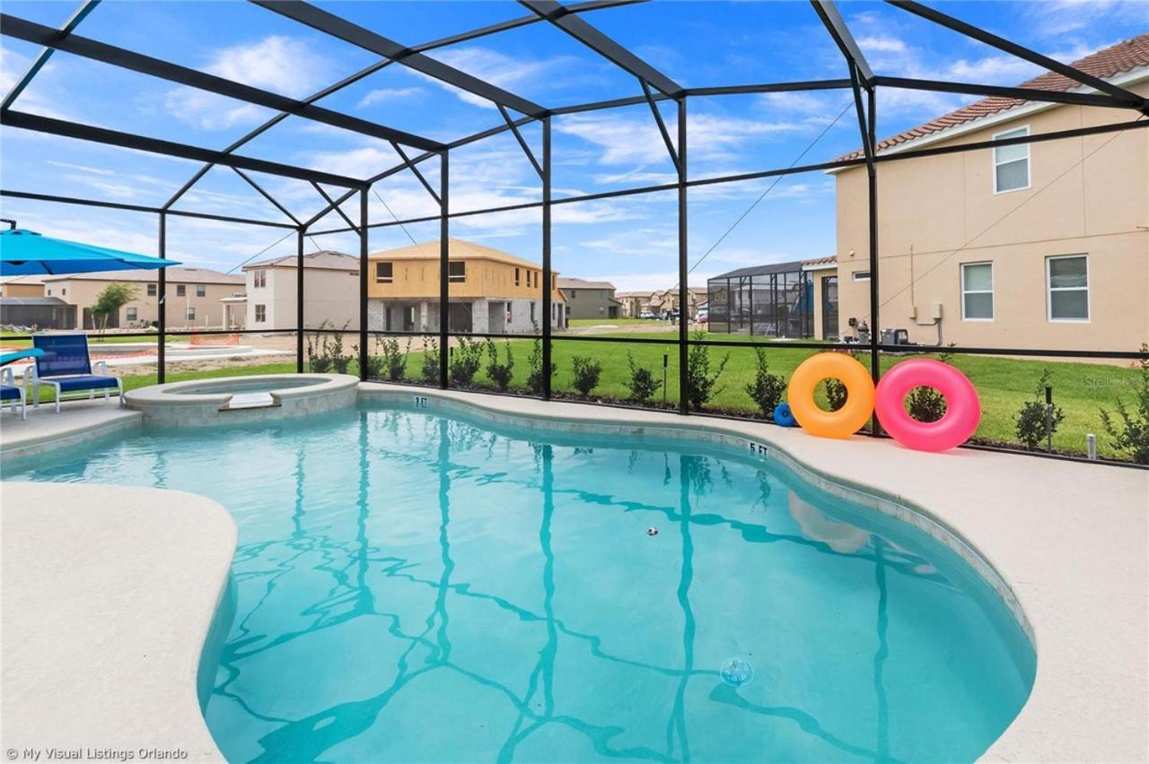 Oakwood Oasis Hotel Дейвънпорт Екстериор снимка